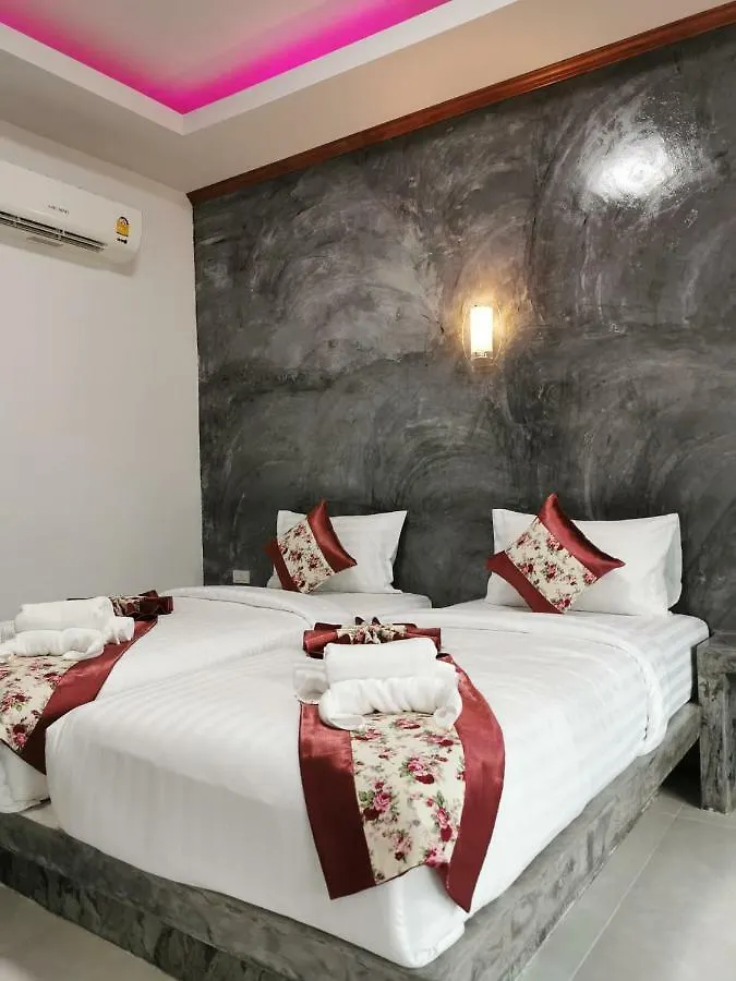 Hotel Laila​ Place Ko Lanta Resort