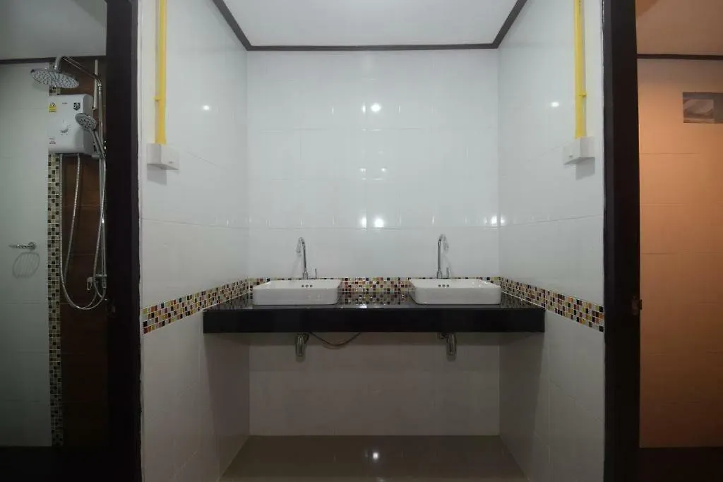 Laila​ Place Hotel Koh Lanta Resort